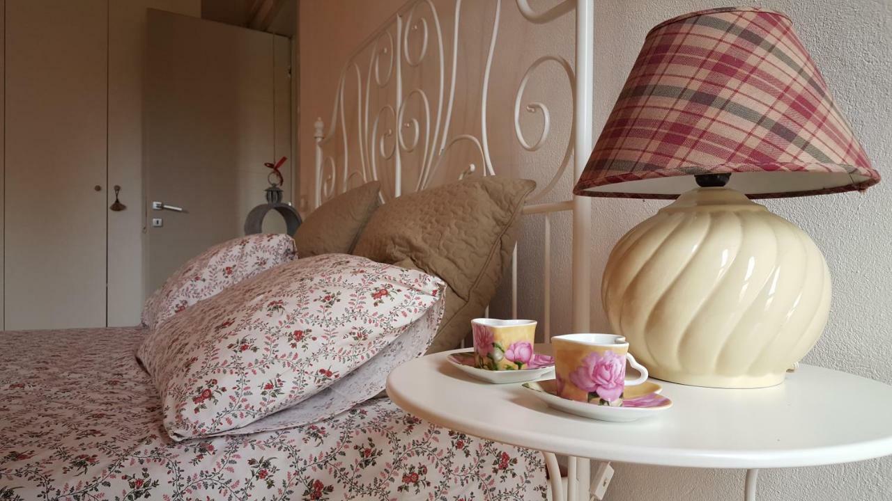フェラーラCasa Di Ariannaアパートメント エクステリア 写真